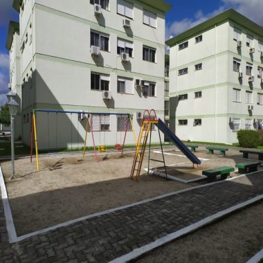 Ótimo apartamento a venda no bairro São Gonçalo em Pelotas/RS - 2 dormitórios