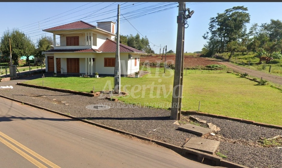 Casa à venda com 3 quartos, 200m² - Foto 1