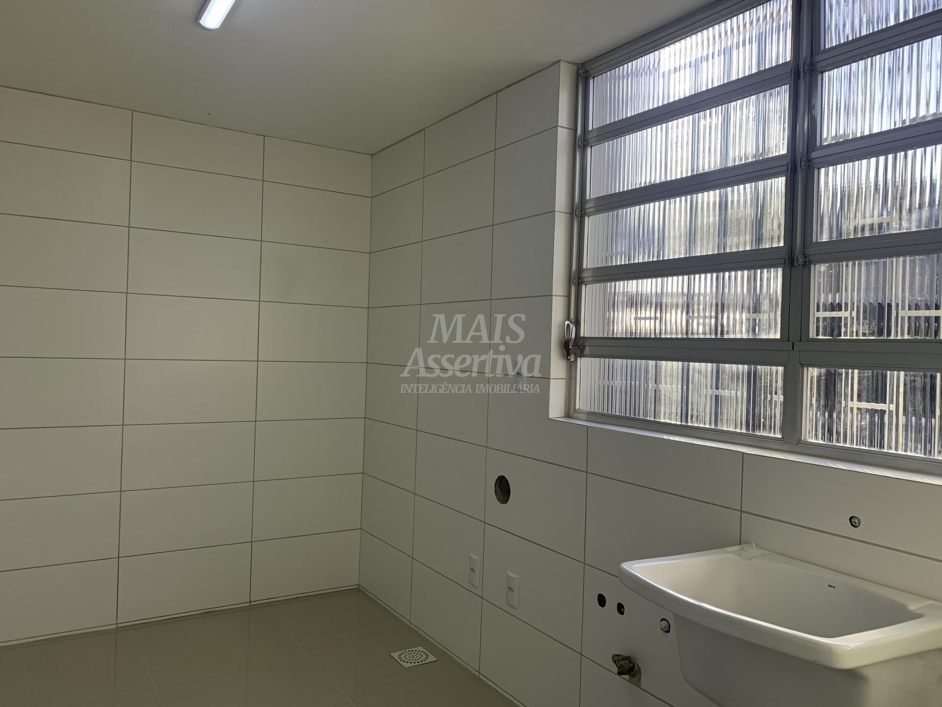 Casa à venda com 4 quartos, 375m² - Foto 17