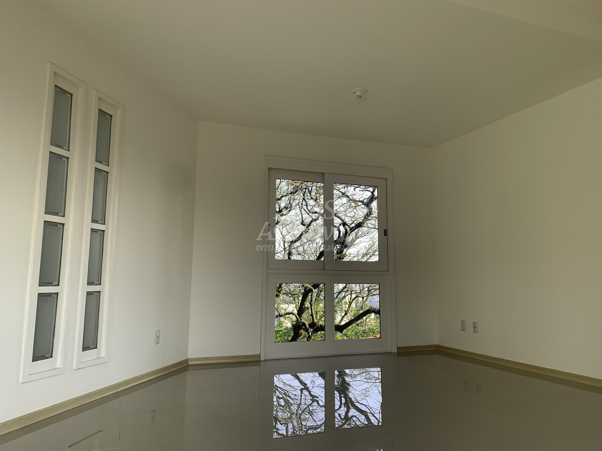 Casa à venda com 4 quartos, 375m² - Foto 4
