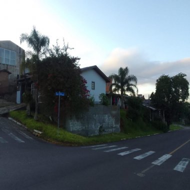 Ótima casa para venda localizada no bairro Sol Nascente em Estância Velha/RS 