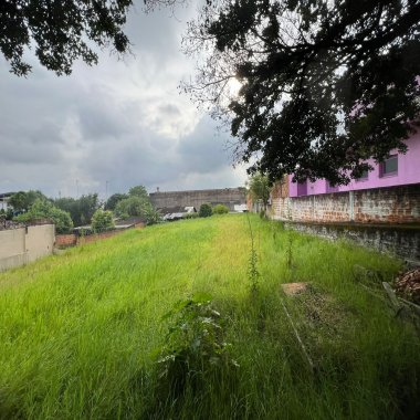 Excelente terreno à venda no bairro Canudos em Novo Hamburgo/RS - Bem Localizado Excelente terreno à venda no bairro Canudos em Novo Hamburgo/RS - Bem Localizado