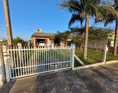 Casa semi mobiliada para venda Balneário São Jorge em Arroio do Sal/RS. Casa semi mobiliada para venda Balneário São Jorge em Arroio do Sal/RS.
