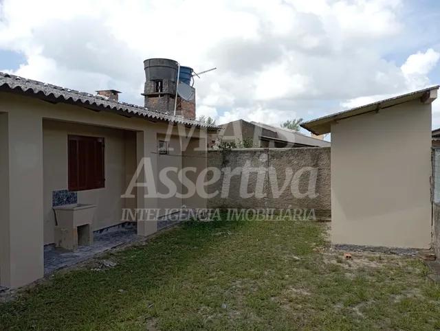 Casa à venda com 3 quartos, 80m² - Foto 3