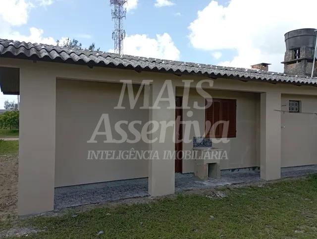 Casa à venda com 3 quartos, 80m² - Foto 4