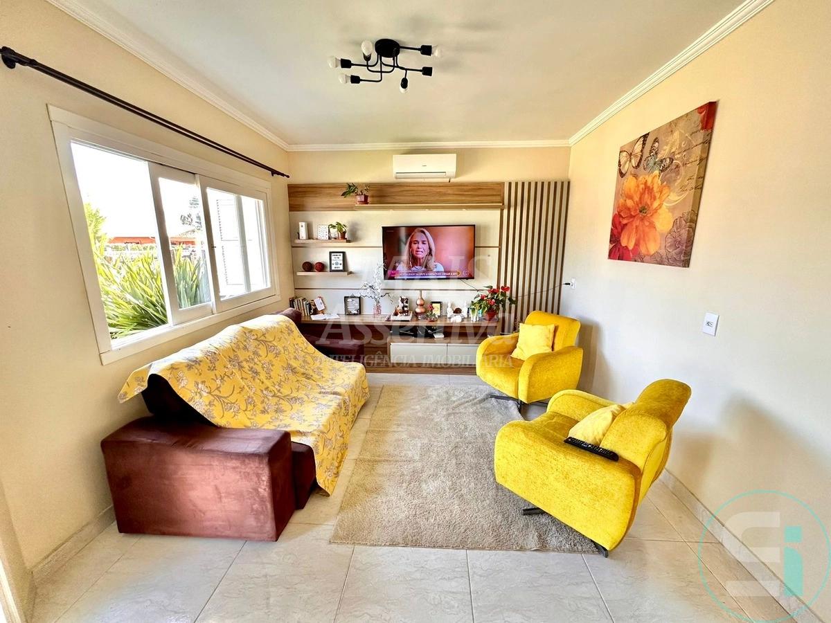 Casa, 3 quartos, 131 m² - Foto 2