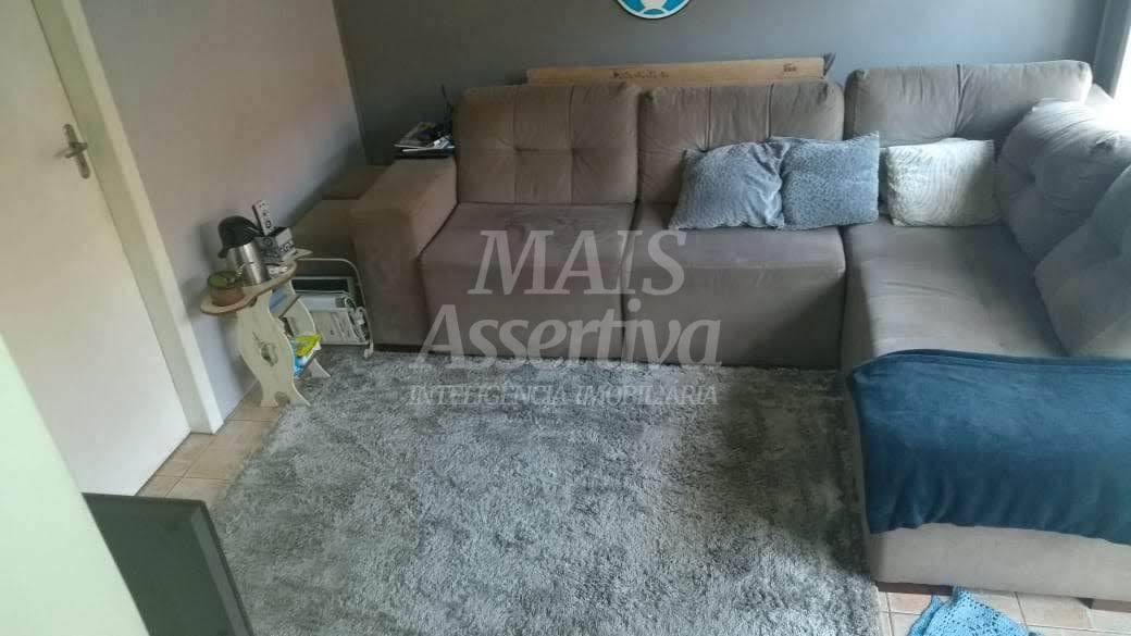 Casa à venda com 3 quartos, 61m² - Foto 3