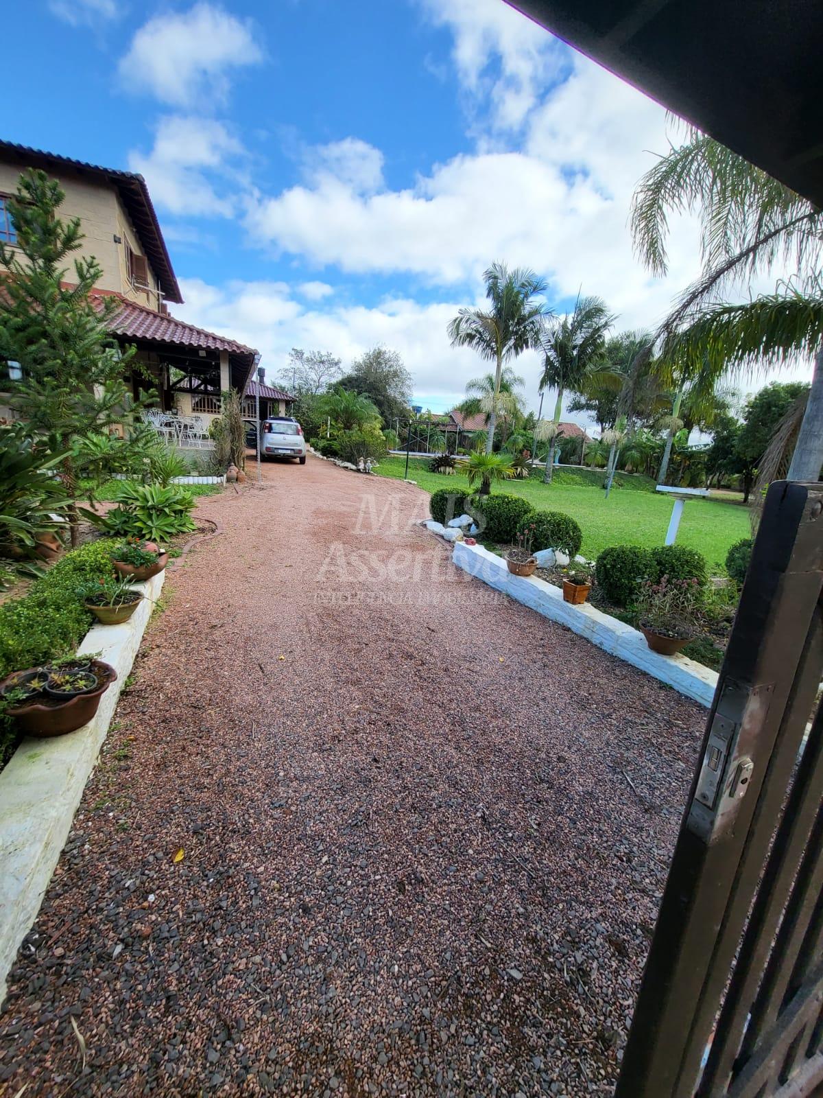 Sítio, 4 quartos, 2500 m² - Foto 2