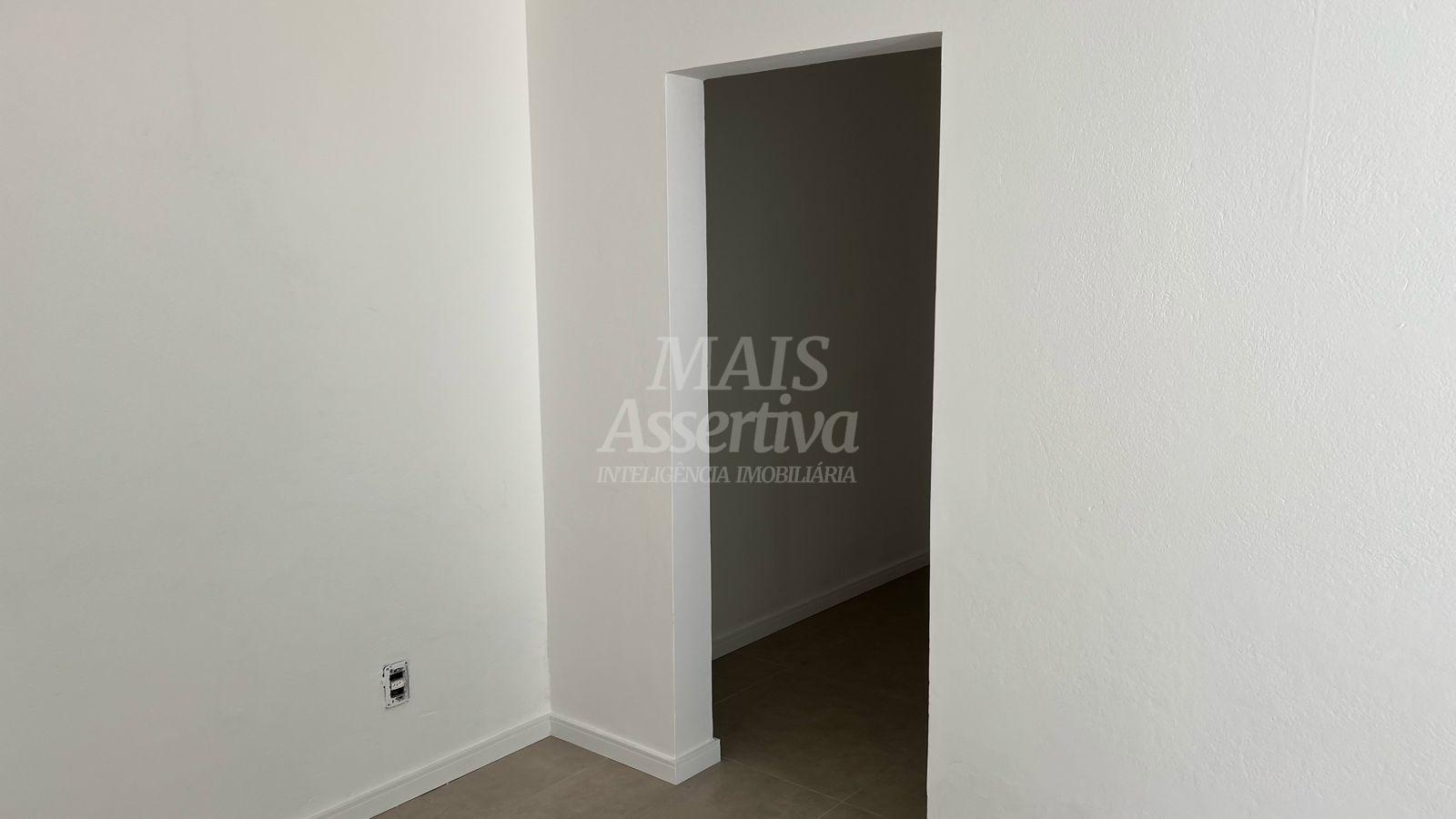 Casa à venda com 2 quartos, 110m² - Foto 5