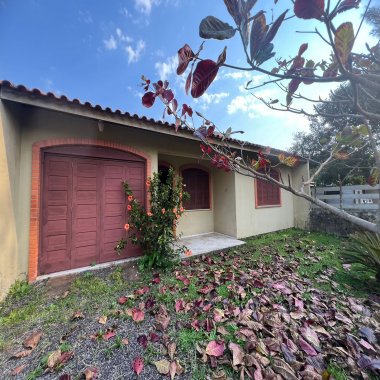 Casa mobiliada a venda em Balneário Jardim Olívia, Arroio do Sal/RS Casa mobiliada a venda em Balneário Jardim Olívia, Arroio do Sal/RS