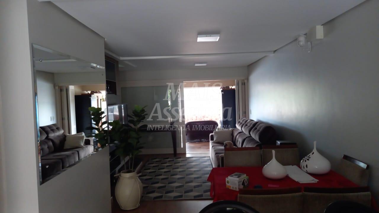 Casa à venda com 3 quartos, 163m² - Foto 7