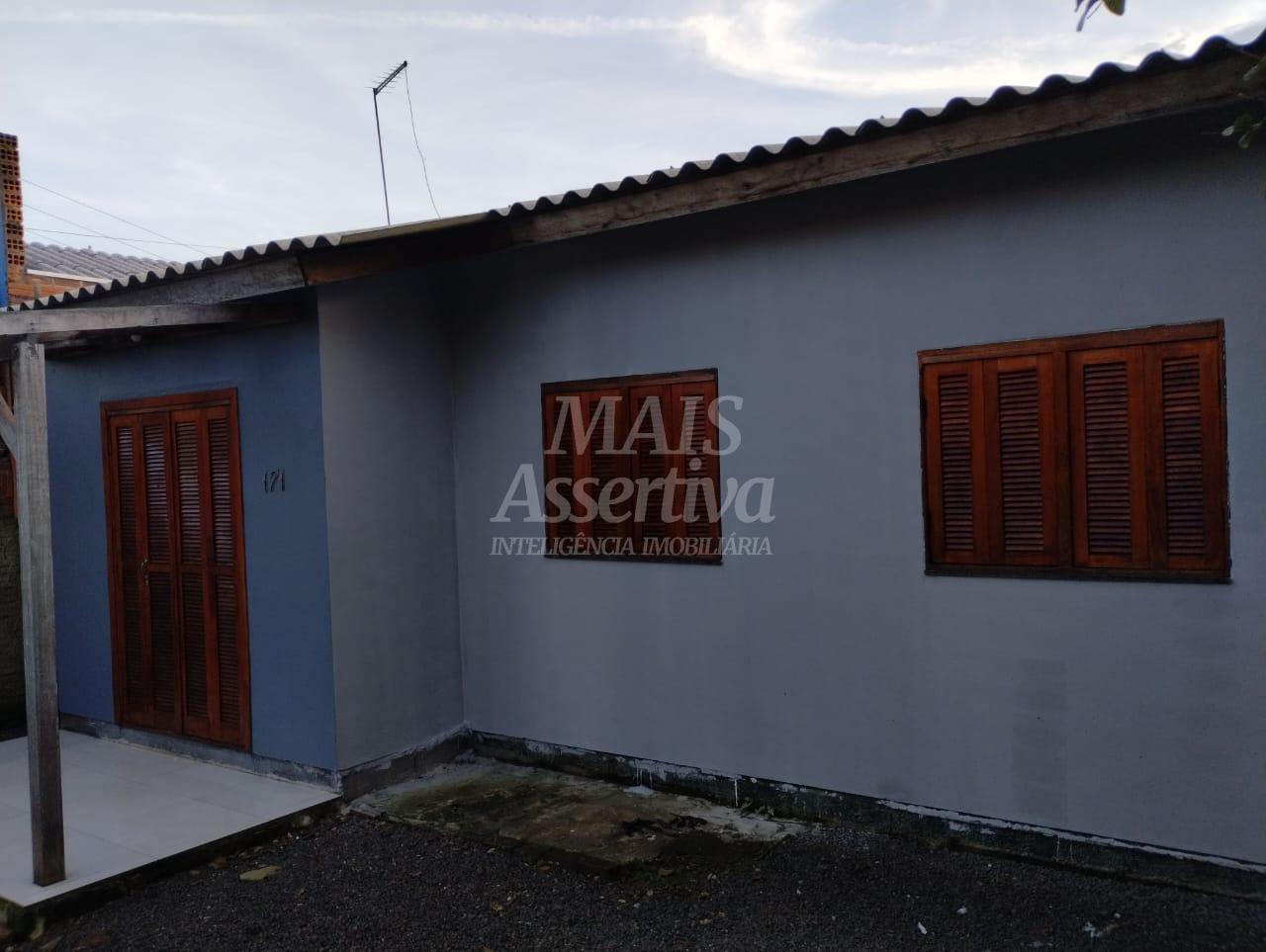 Casa à venda com 3 quartos, 60m² - Foto 2