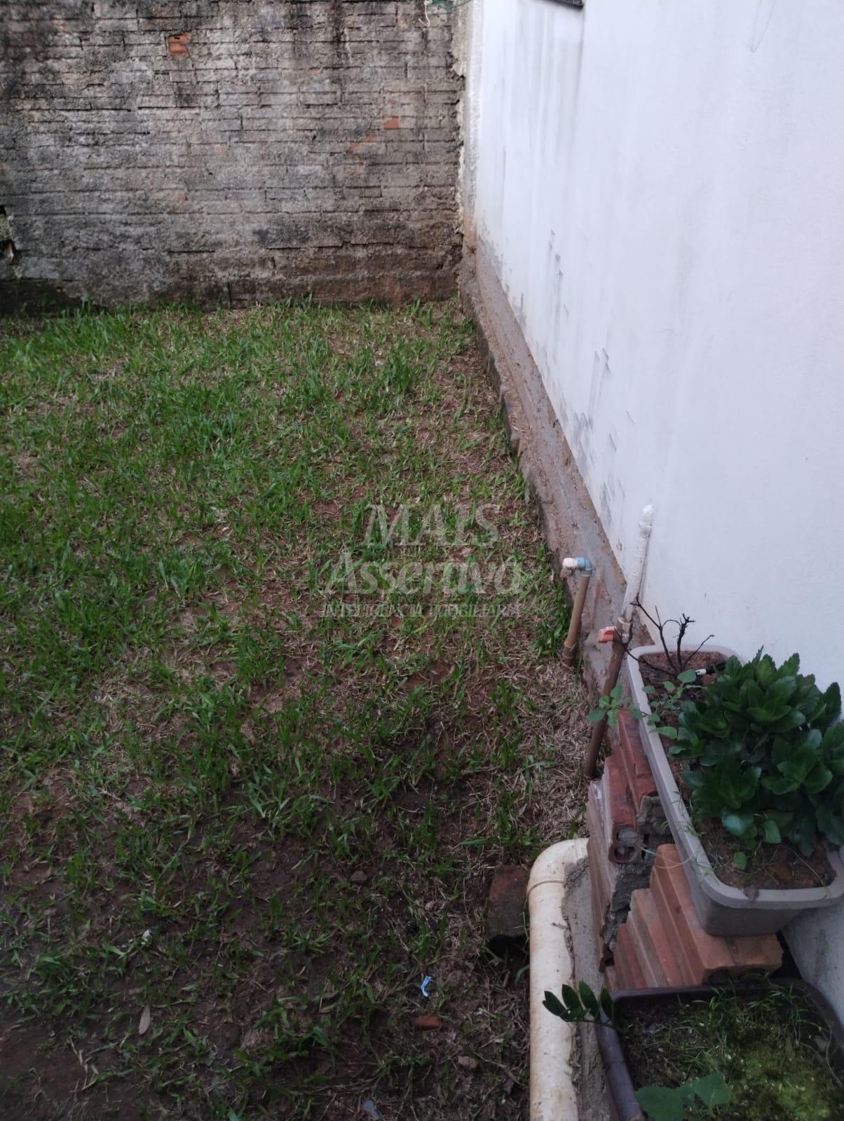 Casa à venda com 3 quartos, 60m² - Foto 9