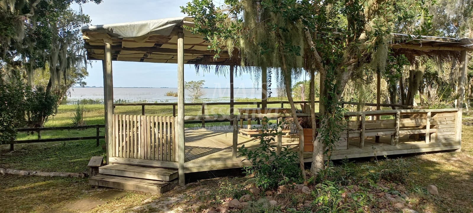 Chácara à venda com 3 quartos, 30000m² - Foto 1