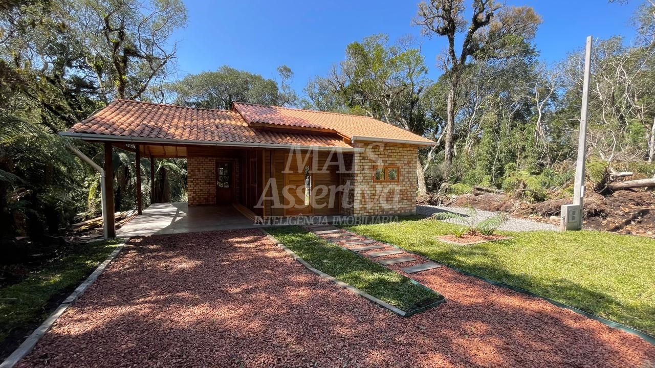Casa à venda com 2 quartos, 80m² - Foto 1