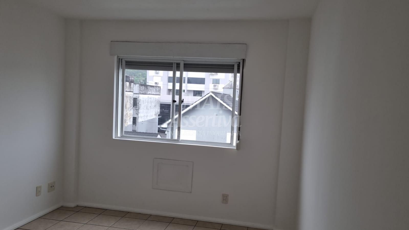 Apartamento para alugar com 2 quartos, 90m² - Foto 10