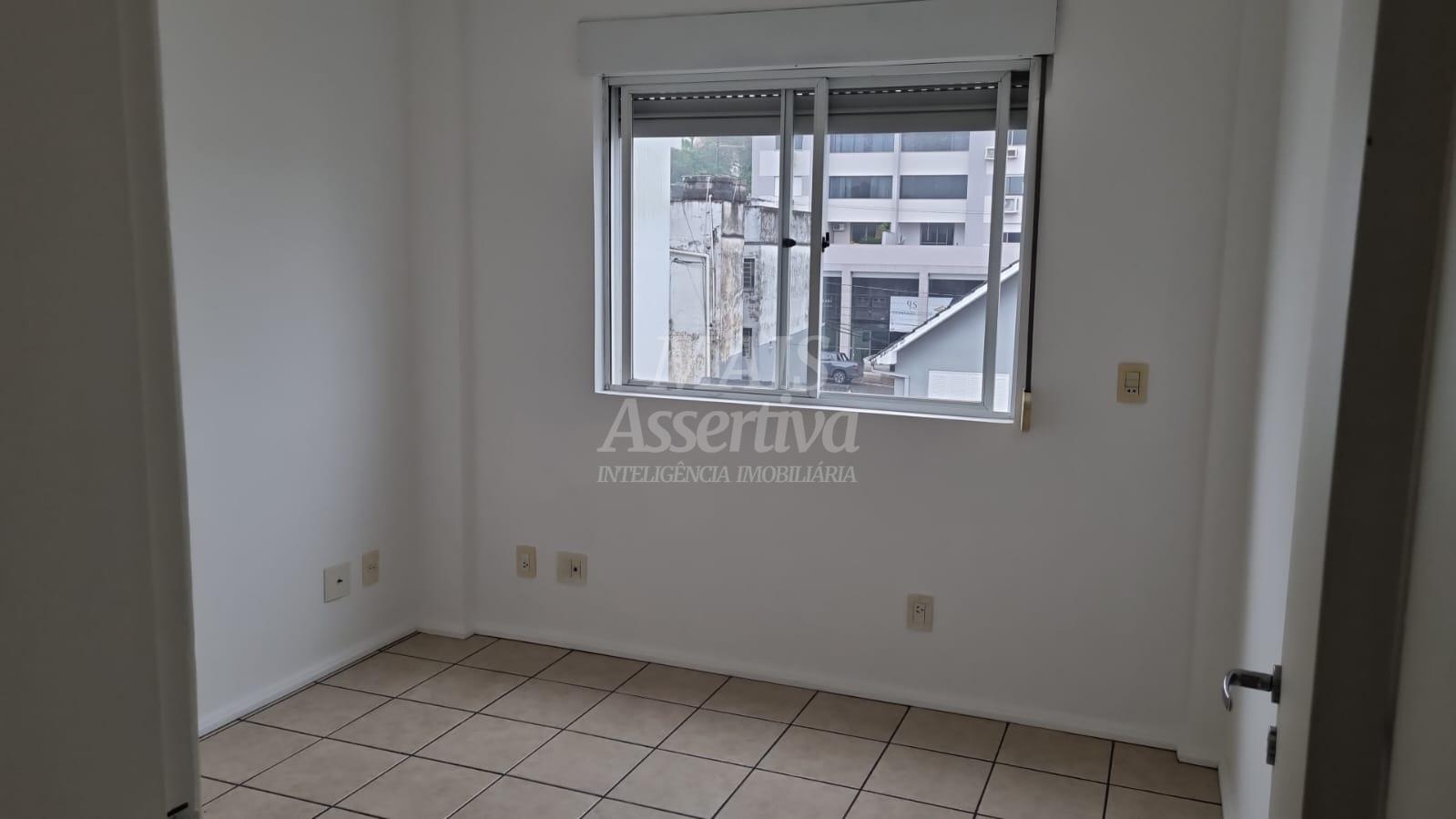 Apartamento para alugar com 2 quartos, 90m² - Foto 8