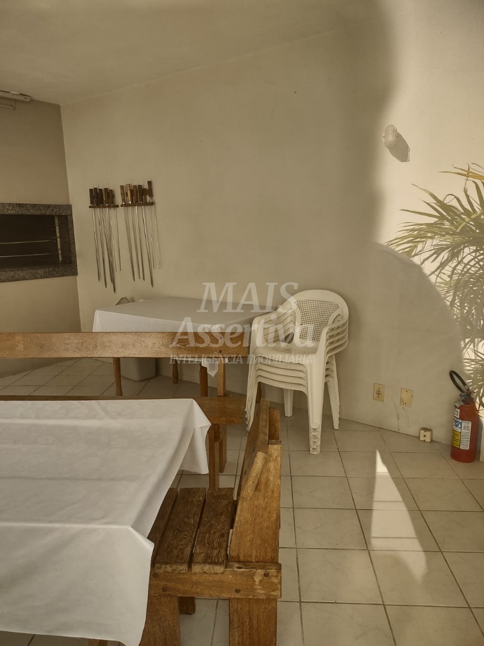 Apartamento à venda com 2 quartos, 64m² - Foto 19