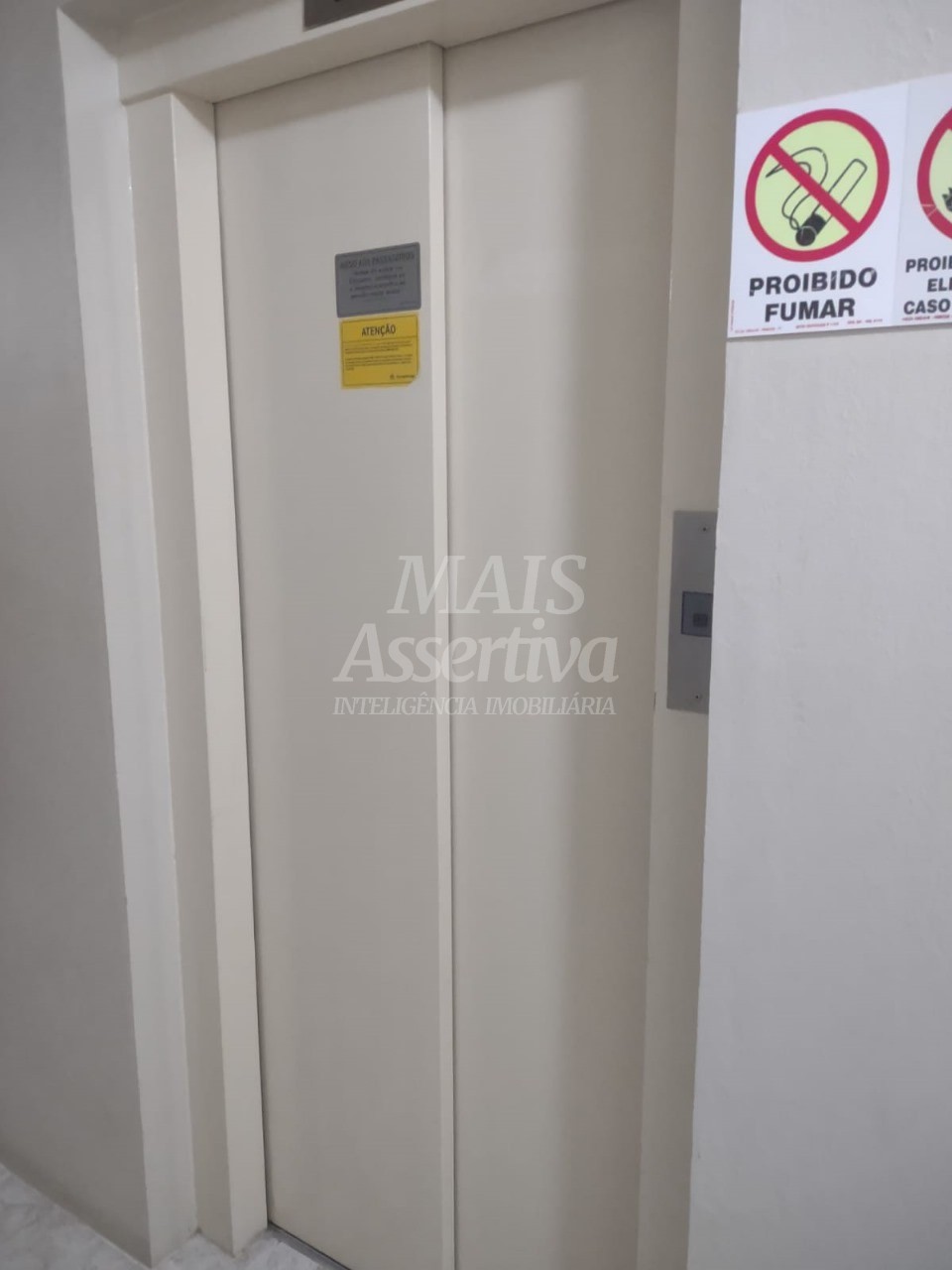 Apartamento à venda com 2 quartos, 64m² - Foto 29