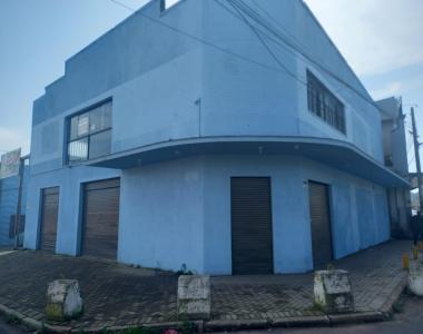 Prédio comercial na lateral da BR-116, bairro Scharlau em São Leopoldo Prédio comercial na lateral da BR-116, bairro Scharlau em São Leopoldo