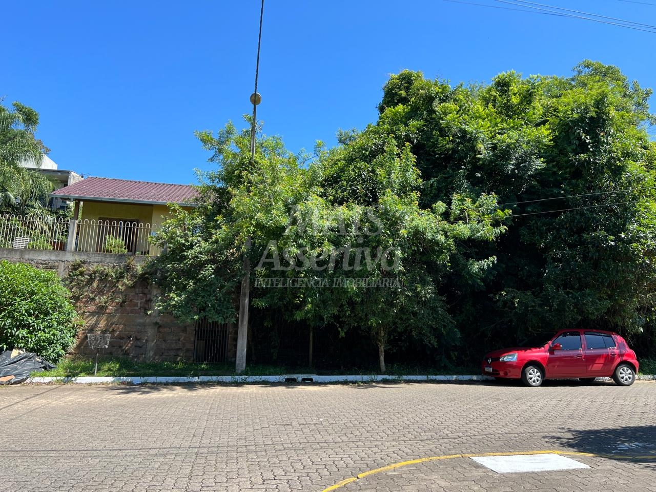 Terreno à venda, 250m² - Foto 1
