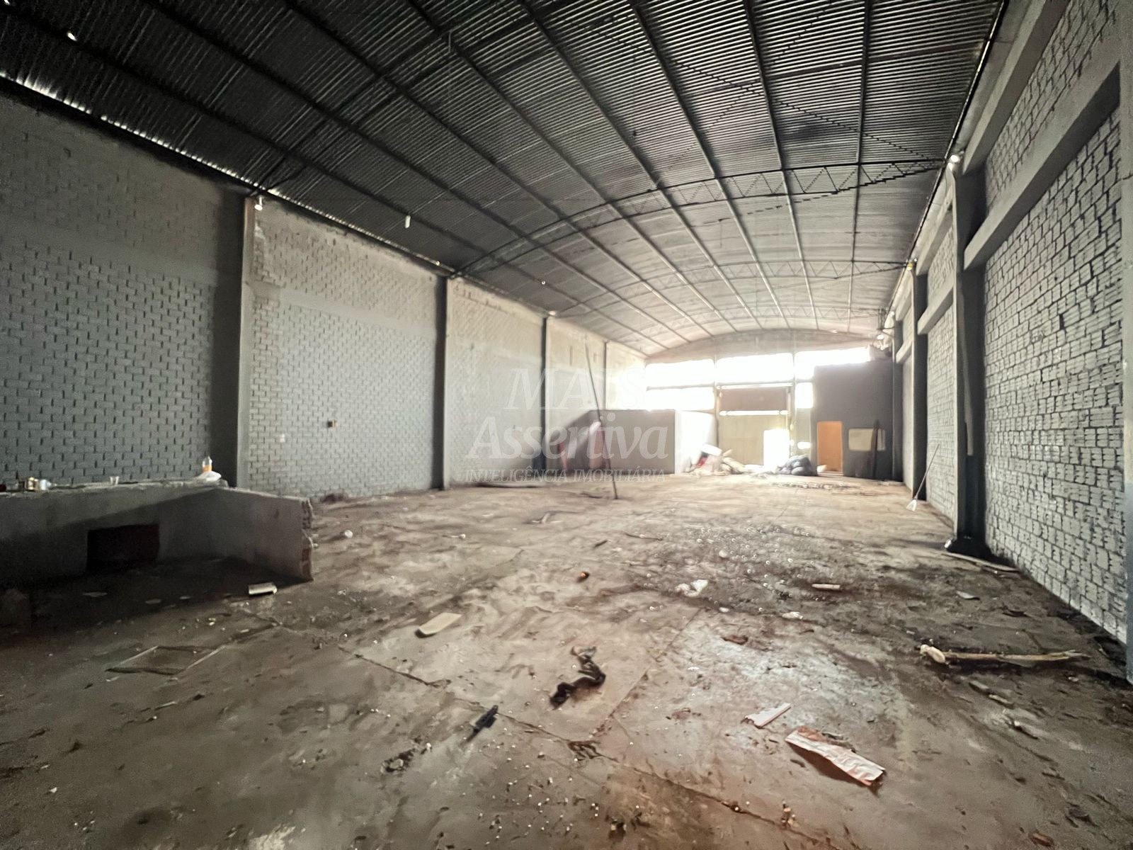 Prédio Inteiro para alugar, 300m² - Foto 10