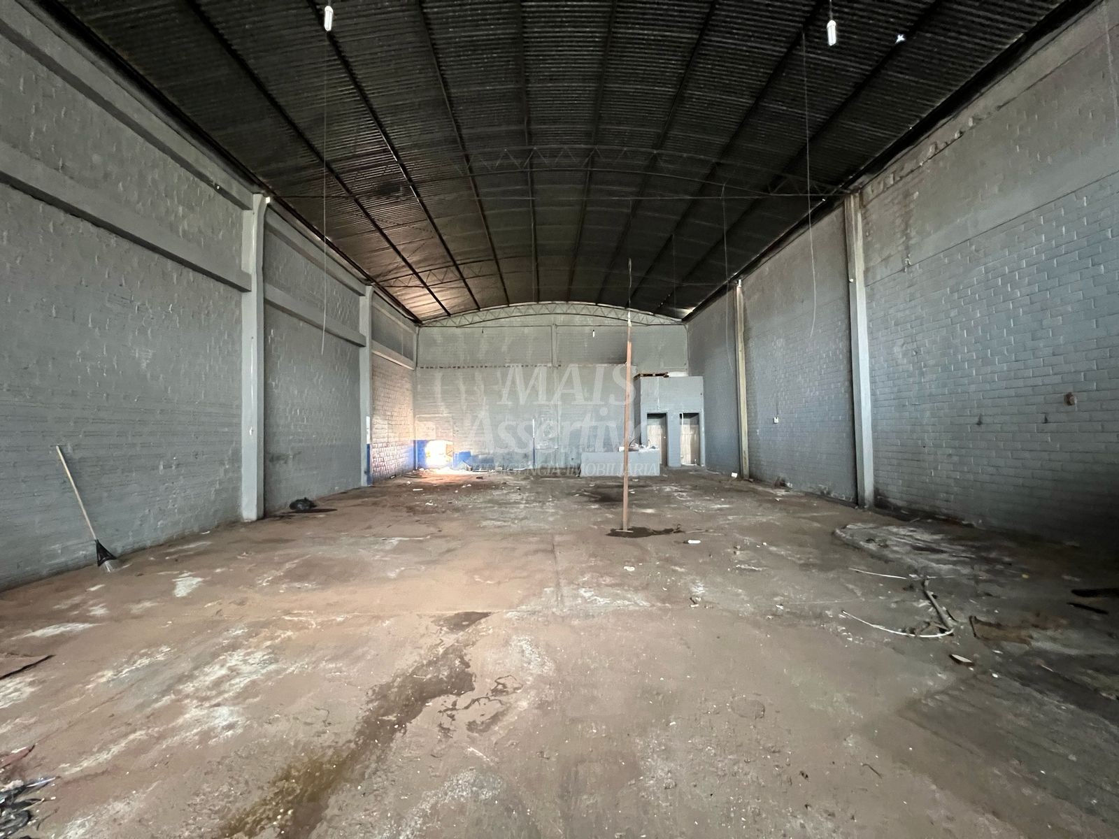 Prédio Inteiro para alugar, 300m² - Foto 3