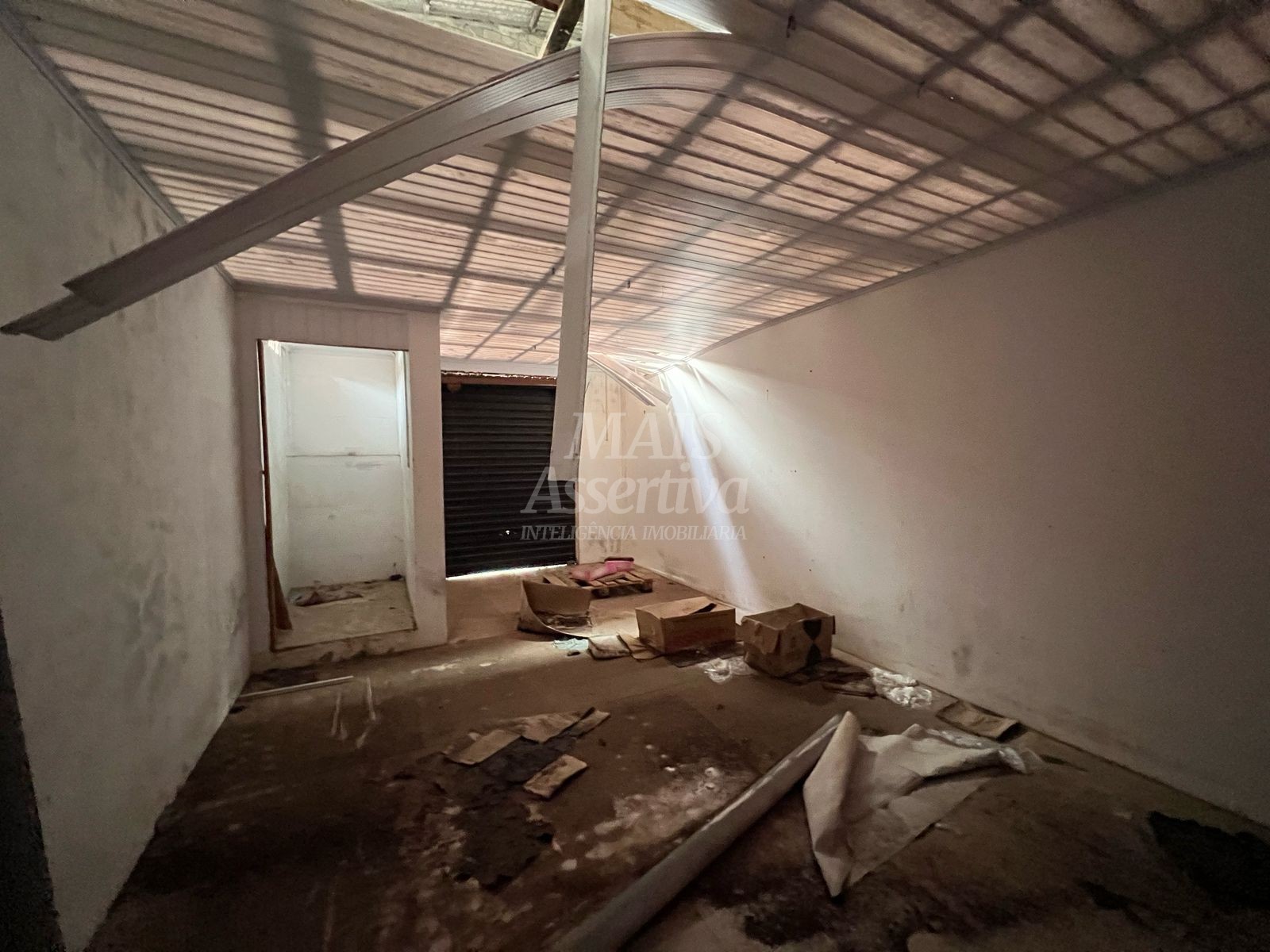 Prédio Inteiro para alugar, 300m² - Foto 8