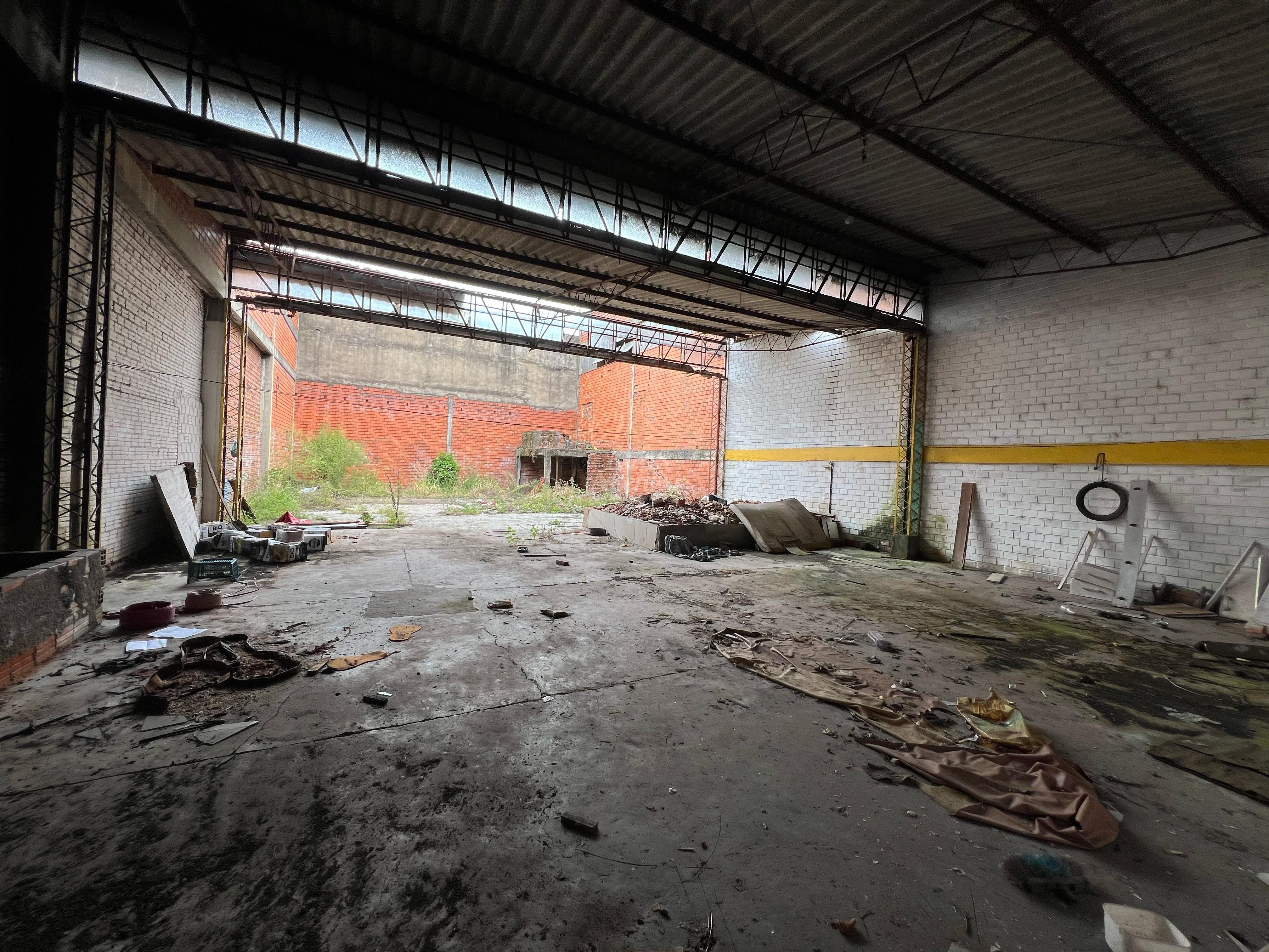 Prédio Inteiro para alugar, 700m² - Foto 7