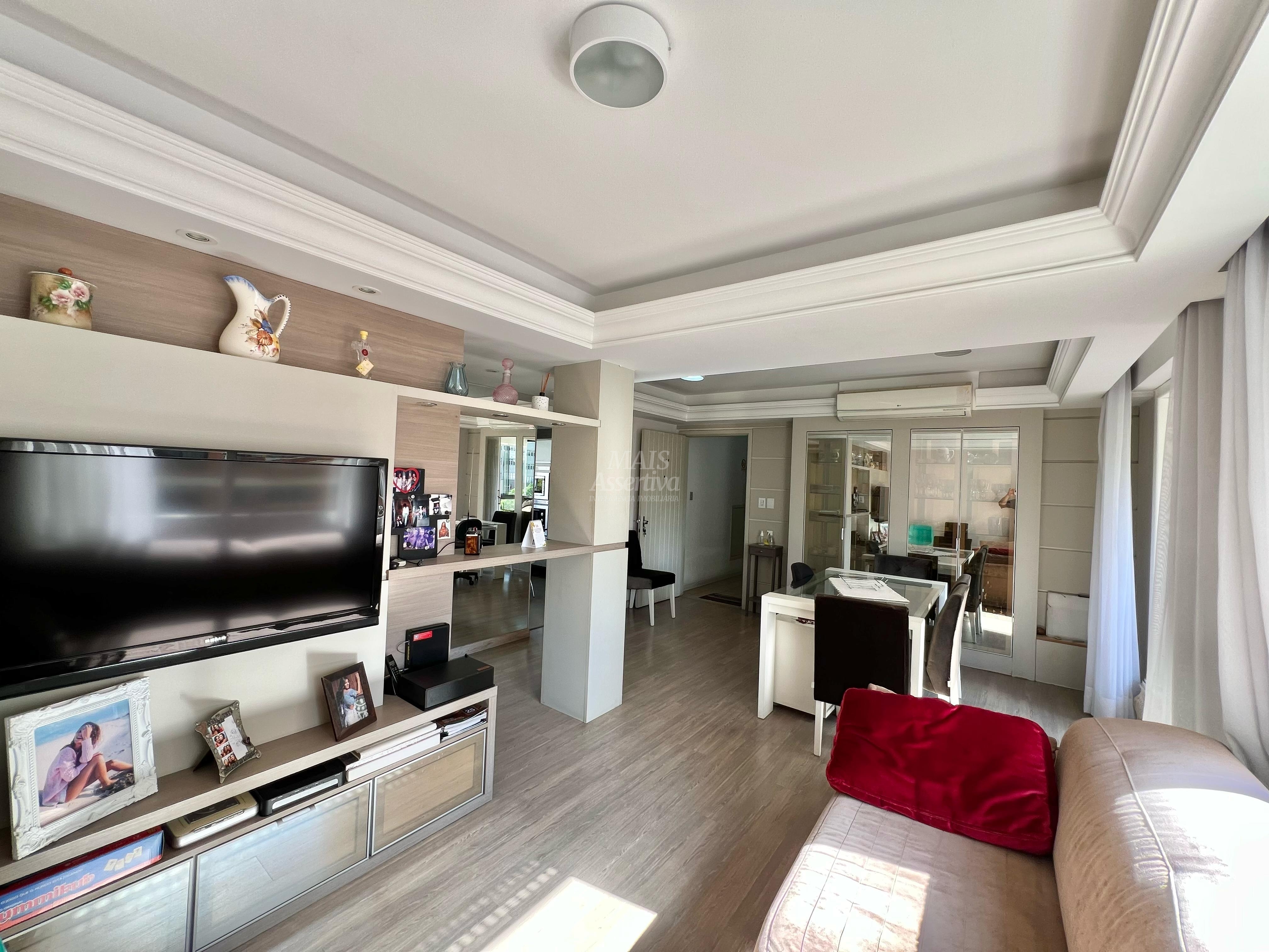 Apartamento para alugar com 3 quartos, 90m² - Foto 1