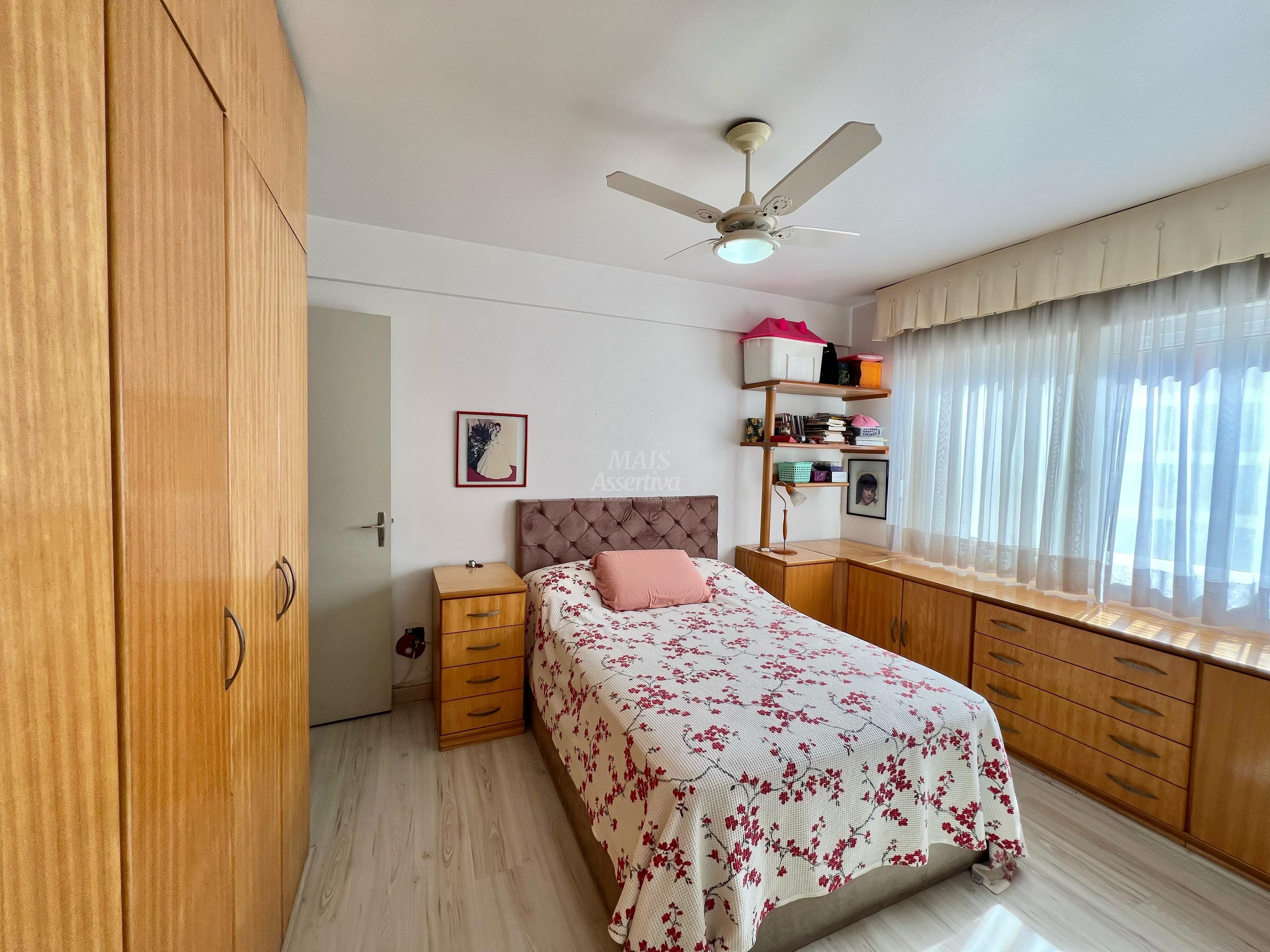 Apartamento para alugar com 3 quartos, 90m² - Foto 14