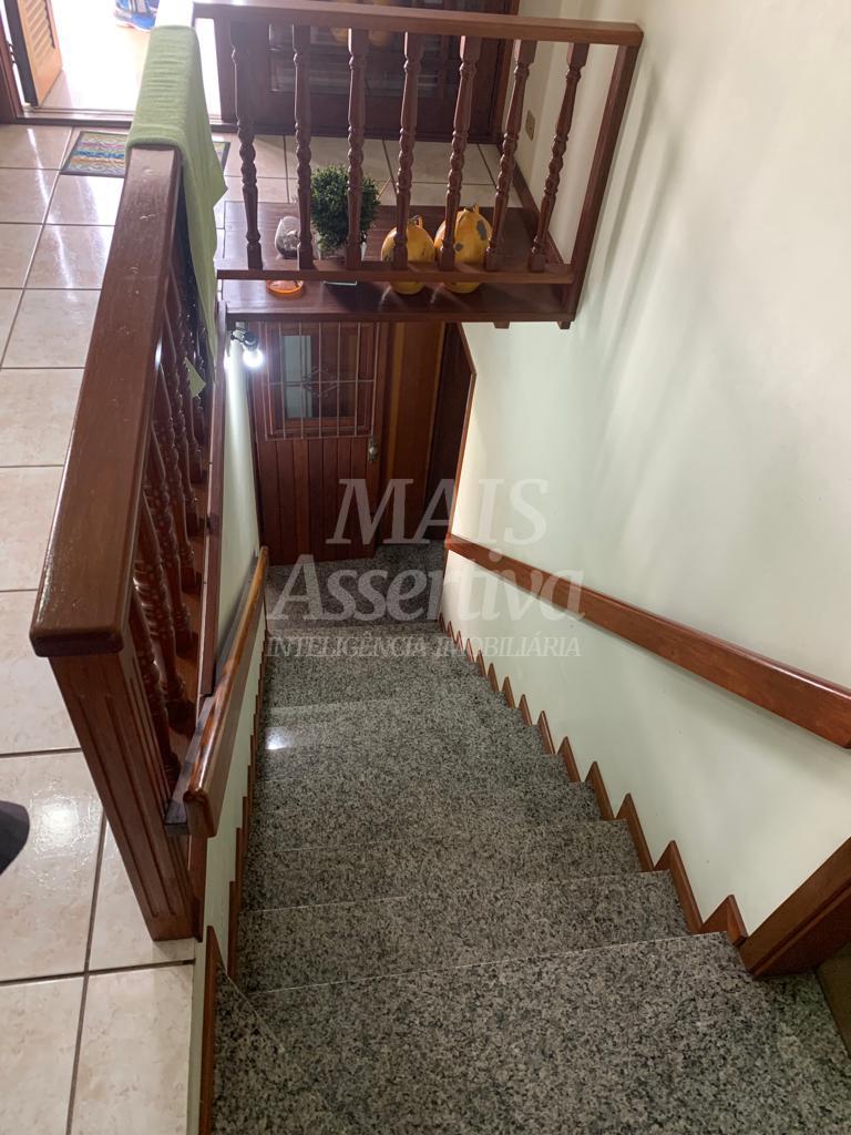 Casa para alugar com 3 quartos, 237m² - Foto 12