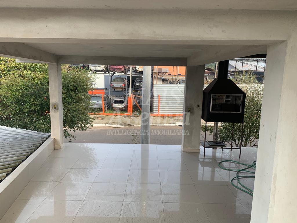 Casa para alugar com 3 quartos, 237m² - Foto 22