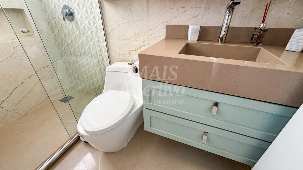 Casa para alugar com 3 quartos, 373m² - Foto 15