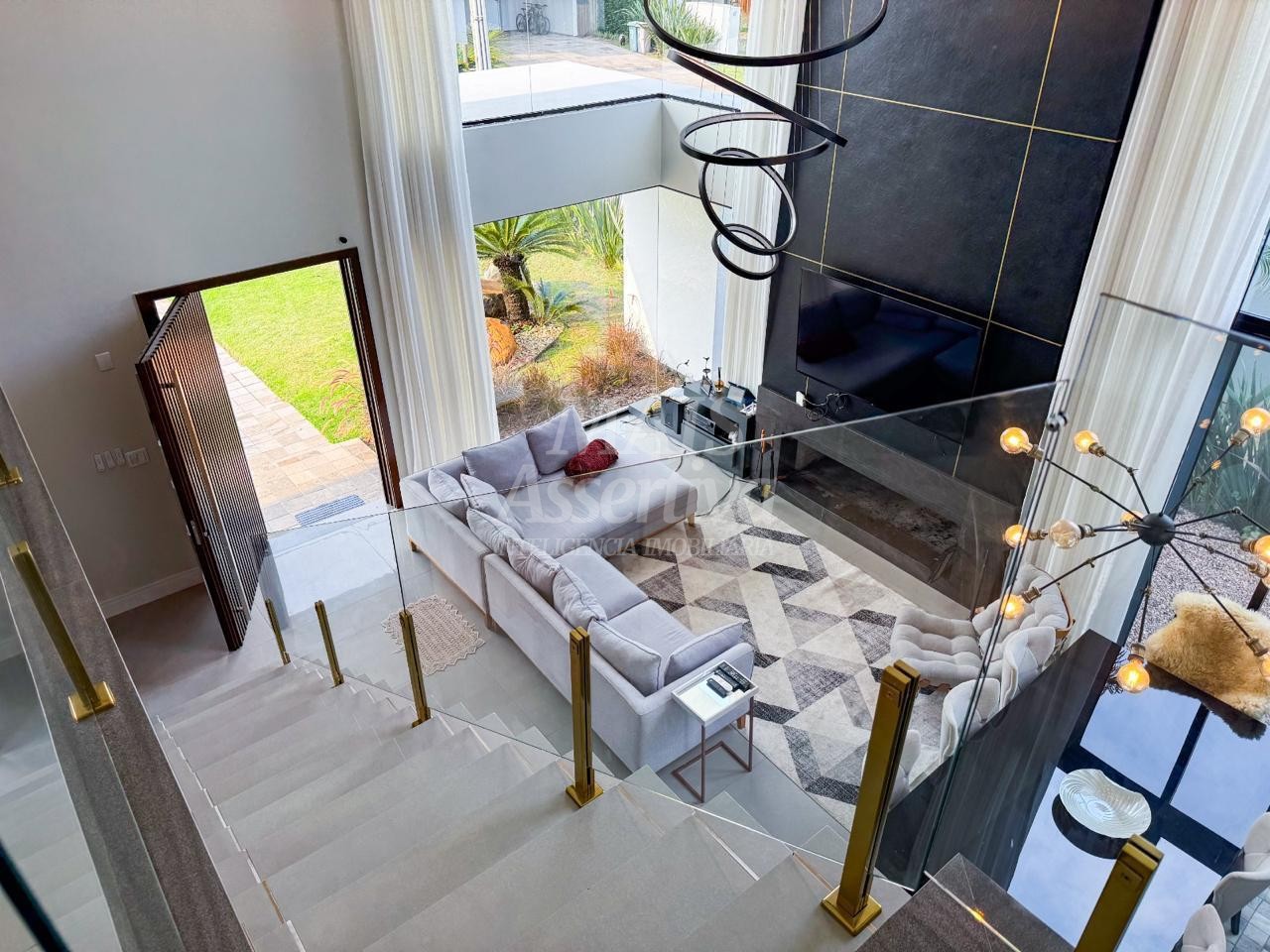 Casa para alugar com 3 quartos, 373m² - Foto 4