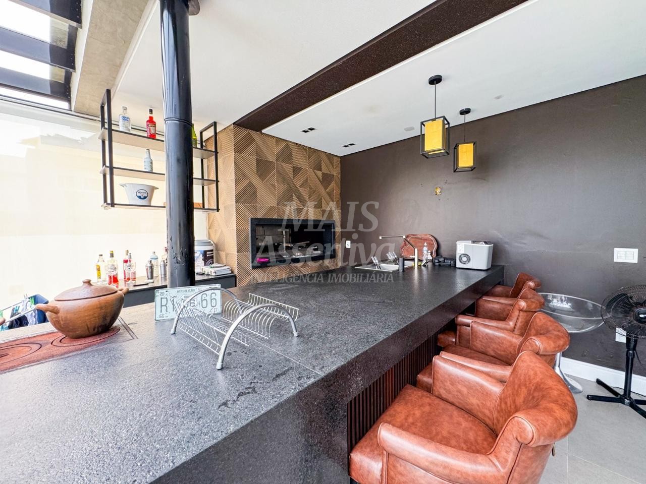 Casa para alugar com 3 quartos, 373m² - Foto 7