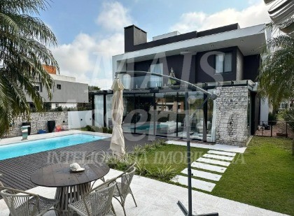 Casa para alugar com 3 quartos, 373m² - Foto 8