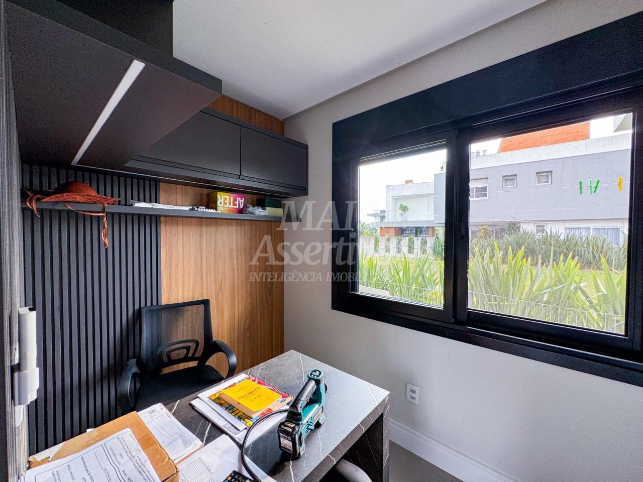 Casa para alugar com 3 quartos, 373m² - Foto 9