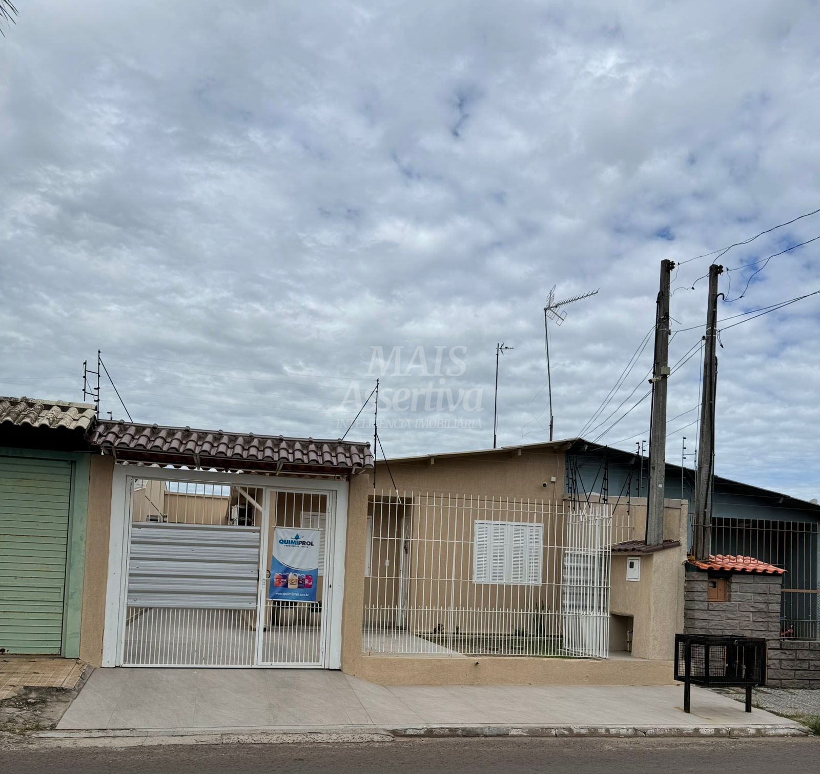 Casa, 2 quartos, 80 m² - Foto 1