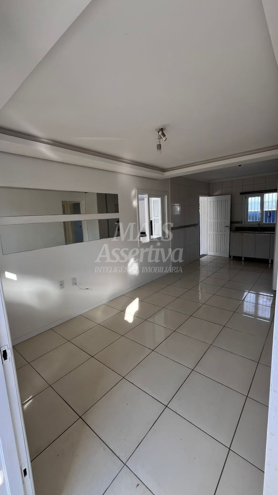Casa à venda com 2 quartos, 80m² - Foto 12