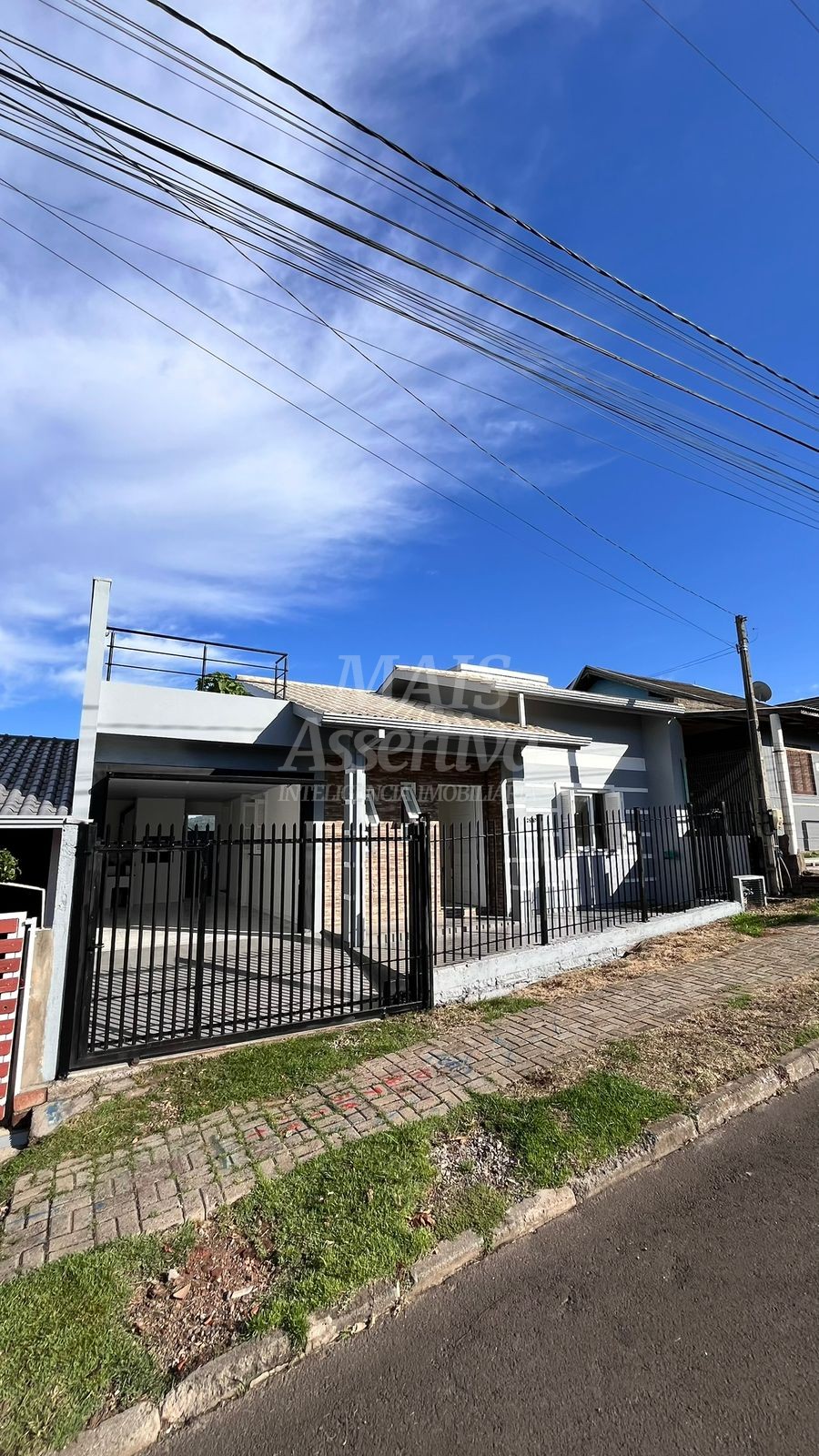 Casa à venda com 2 quartos, 80m² - Foto 4