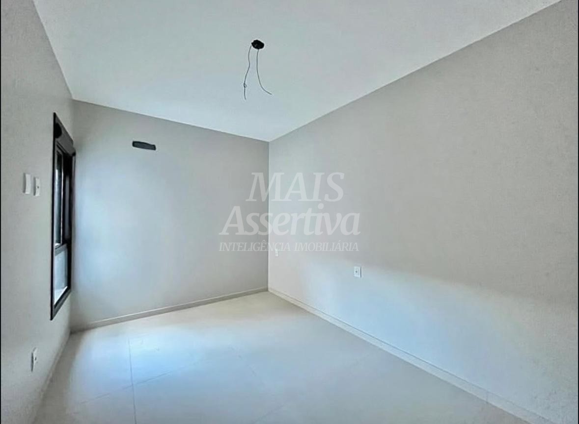 Casa à venda com 3 quartos, 83m² - Foto 6