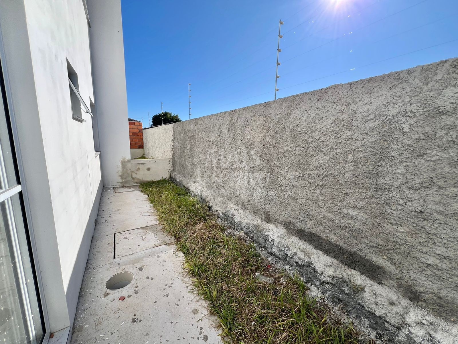 Casa para alugar com 2 quartos, 50m² - Foto 13