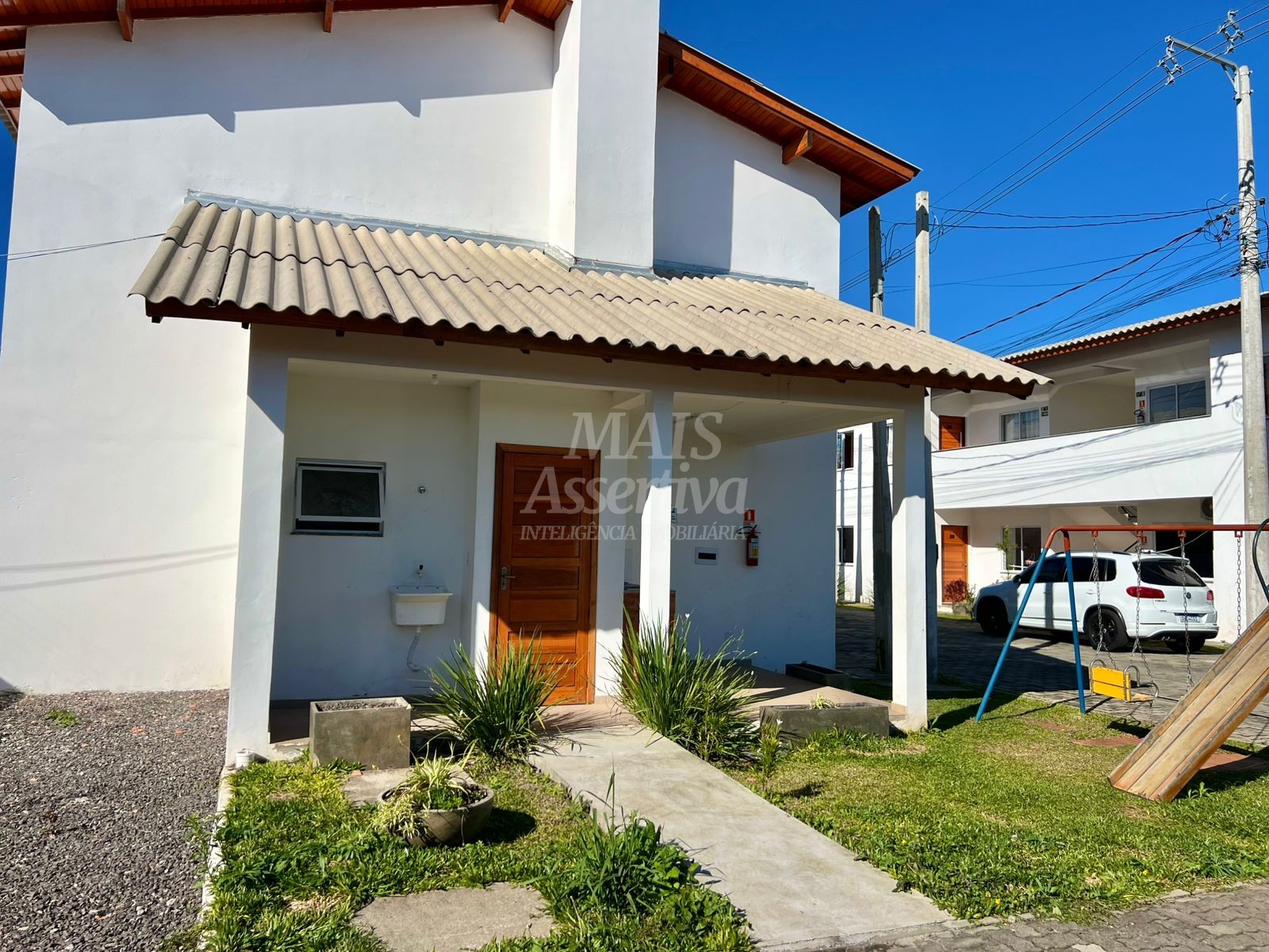 Casa para alugar com 2 quartos, 50m² - Foto 16