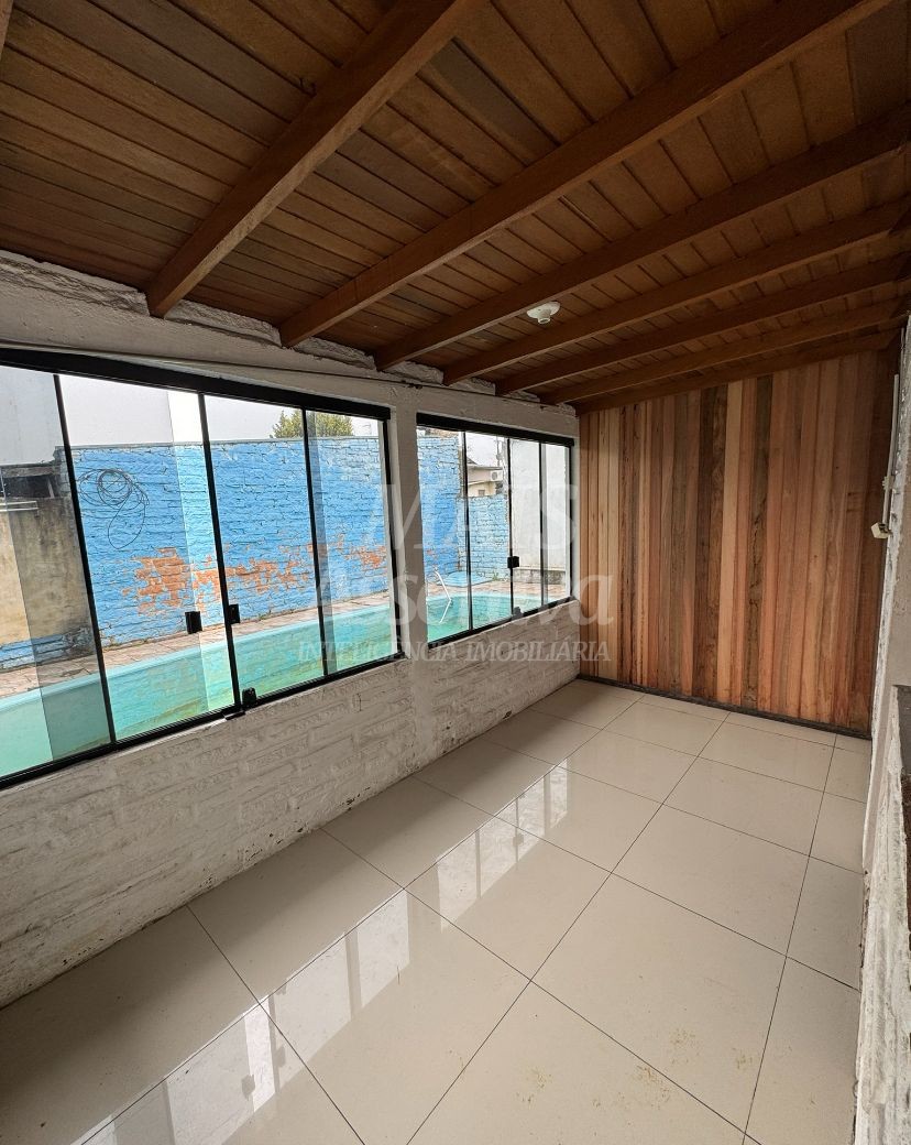 Casa para alugar com 2 quartos, 200m² - Foto 7