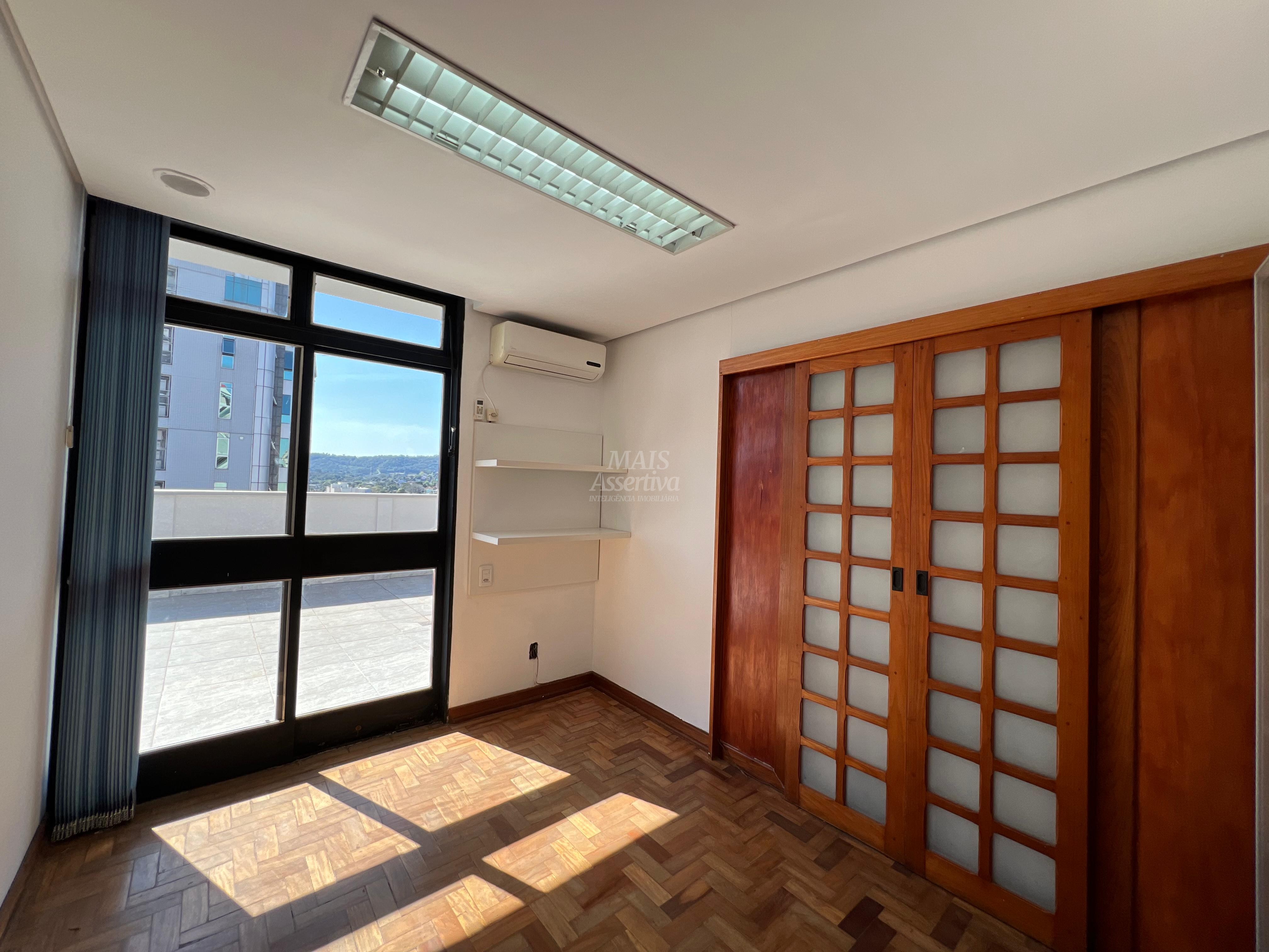 Conjunto Comercial-Sala para alugar com 5 quartos, 107m² - Foto 8