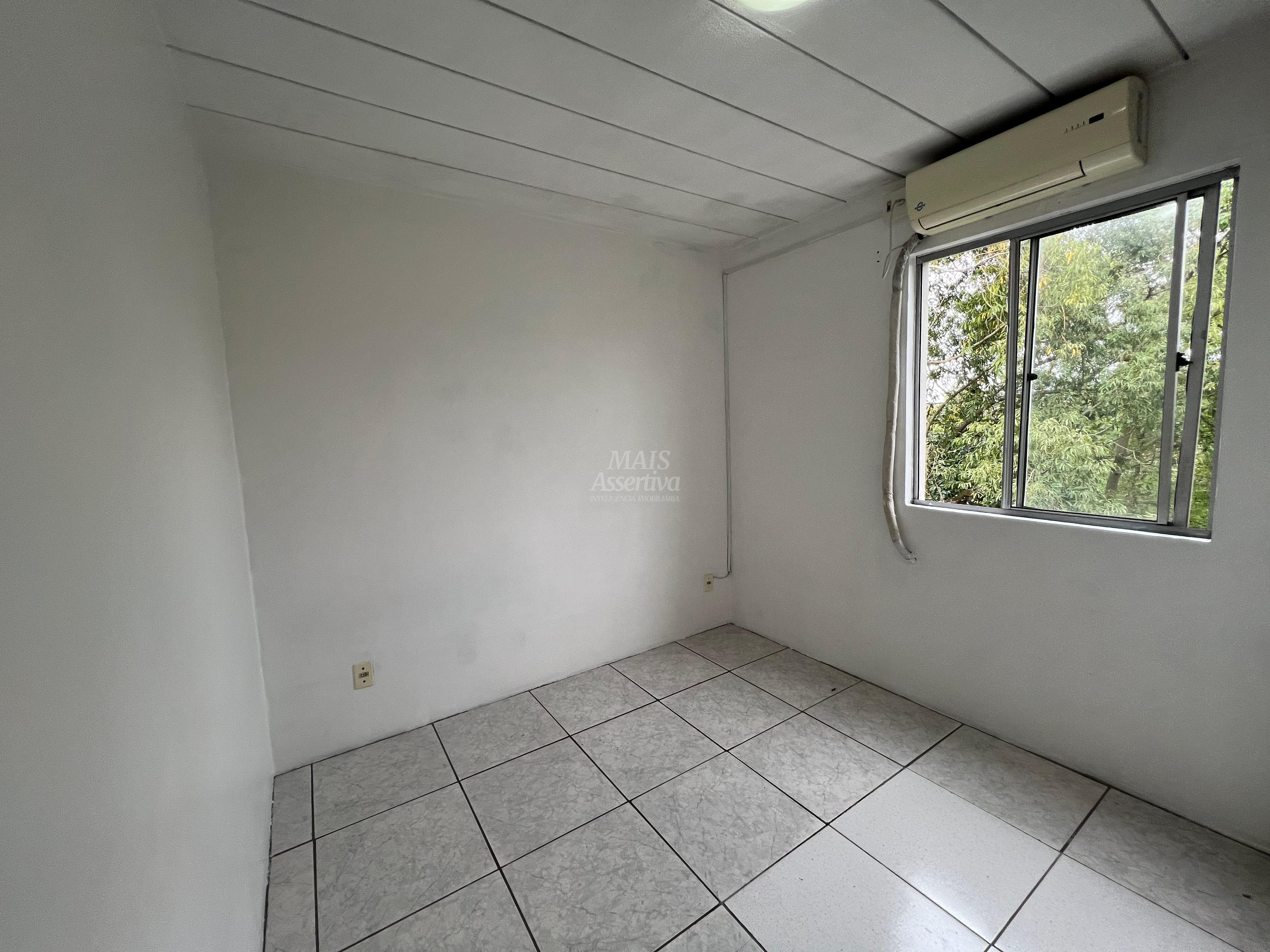 Apartamento para alugar com 2 quartos, 40m² - Foto 13