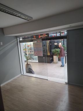 Sala comercial para Locação Anual no bairro Centro em Novo Hamburgo Sala comercial para Locação Anual no bairro Centro em Novo Hamburgo