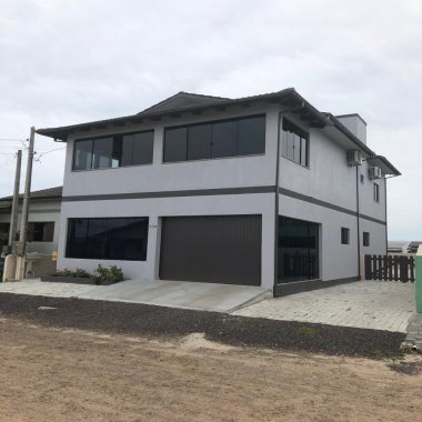 EXCELENTE SOBRADO PARA VENDA EM BALNEÁRIO ARROIO DO SILVA -SC EXCELENTE SOBRADO PARA VENDA EM BALNEÁRIO ARROIO DO SILVA -SC