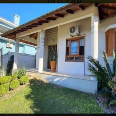 Ótima casa semi-mobiliada a venda em Oeste, Sapiranga/RS - 3 Dormitórios Ótima casa semi-mobiliada a venda em Oeste, Sapiranga/RS - 3 Dormitórios